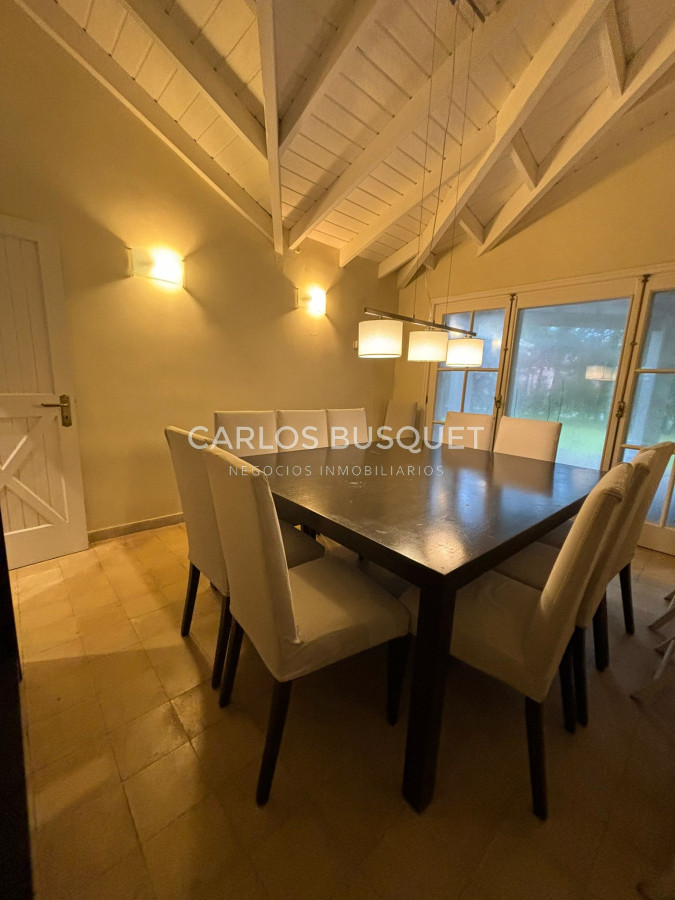 Casa ID.1086 - Casa en BARRIO PRIVADO!! ALQUILER ANUAL Y VENTA
