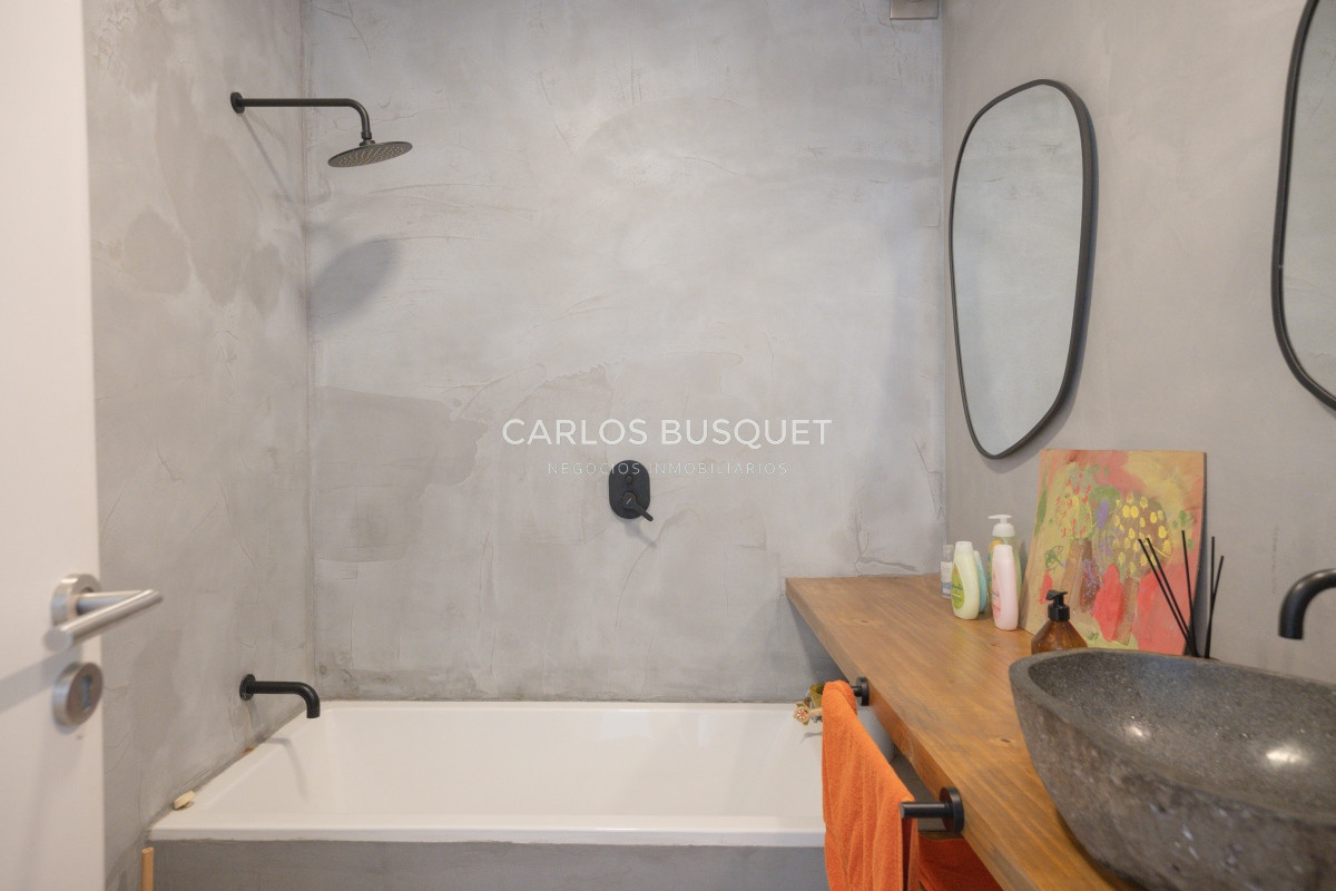 Casa ID.1088 - Hermosa casa en el Quijote- 3 dormitorios + dependencia de servicio con baño. DISPONIBLE EN ALQUILER ANUAL A PARTIR DE MARZO 2025