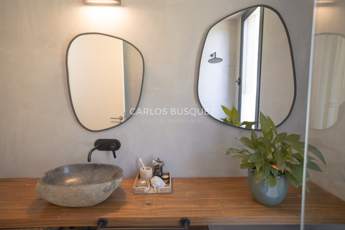 Casa ID.1088 - Hermosa casa en el Quijote- 3 dormitorios + dependencia de servicio con baño. DISPONIBLE EN ALQUILER ANUAL A PARTIR DE MARZO 2025