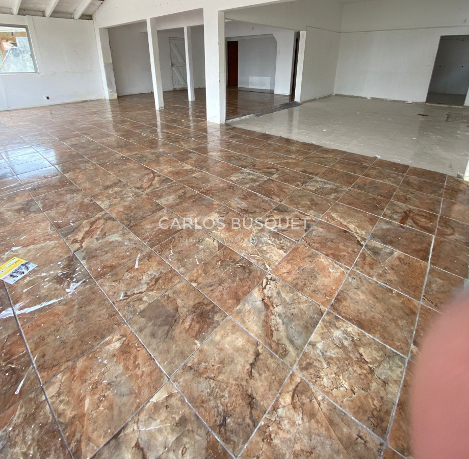 Local Comercial ID.370 - ALQUILER DE LOCAL EN LA BARRA A PARTIR DE SEPTIEMBRE 2023