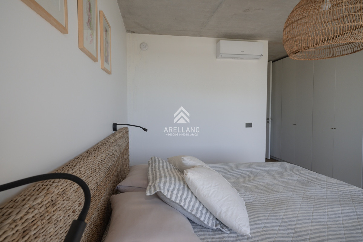 Casa ID.4384 - Hermosa casa en el Quijote- 3 dormitorios + dependencia de servicio con baño. DISPONIBLE EN ALQUILER ANUAL A PARTIR DE MARZO 2025