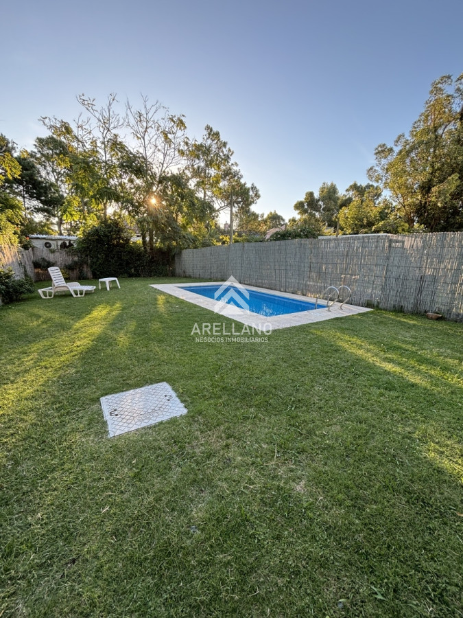 Casa ID.3469 - Venta casa 3 dormitorios Pinares  