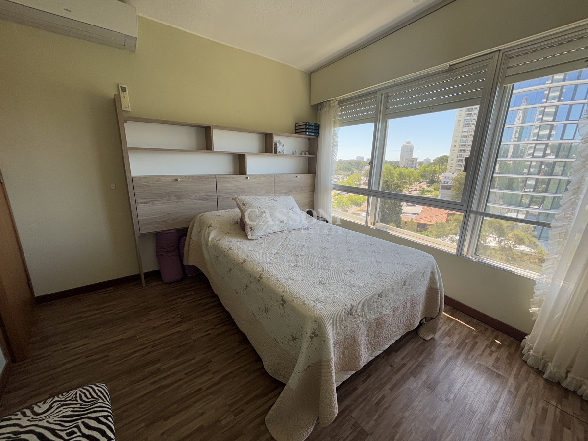 Apartamento ID.4665 - Apartamento en Zona Shopping - Punta del Este