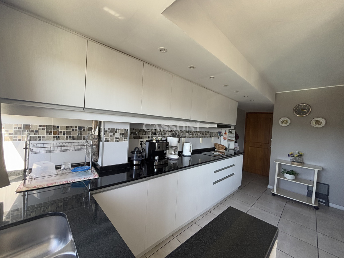 Apartamento ID.4665 - Apartamento en Zona Shopping - Punta del Este