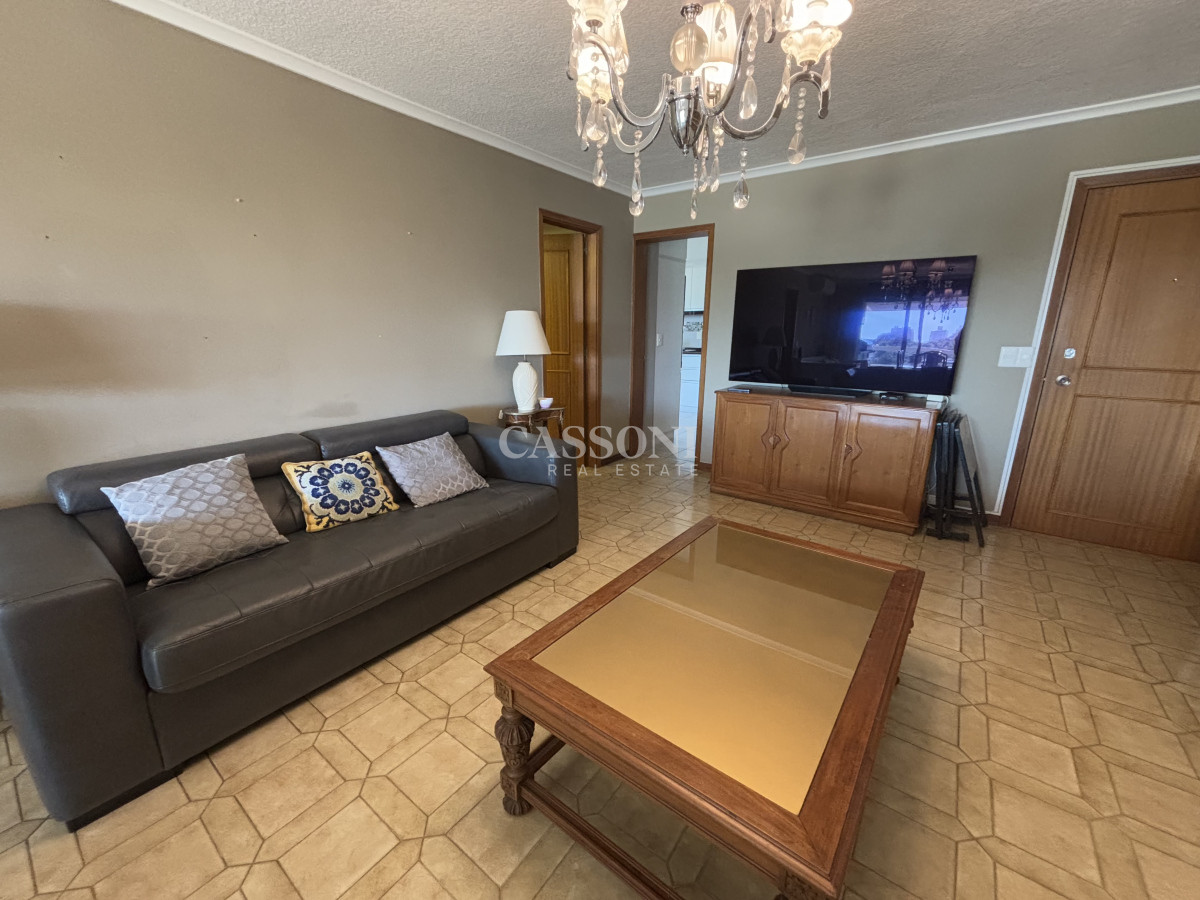 Apartamento ID.4665 - Apartamento en Zona Shopping - Punta del Este