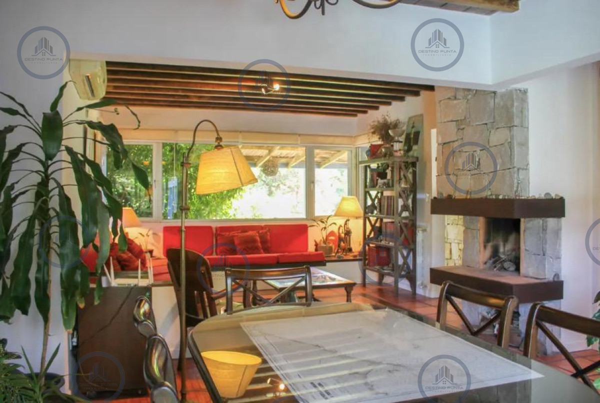 Casa ID.1992 - Hermosa casa en Montoya LA BARRA EN ALQUILER ANUAL al lado mar
