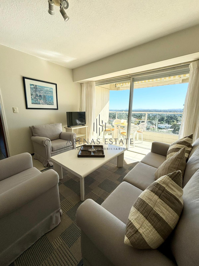 Apartamento ID.2668 - Amplio apartamento 2 dormitorios en Parquemar R 