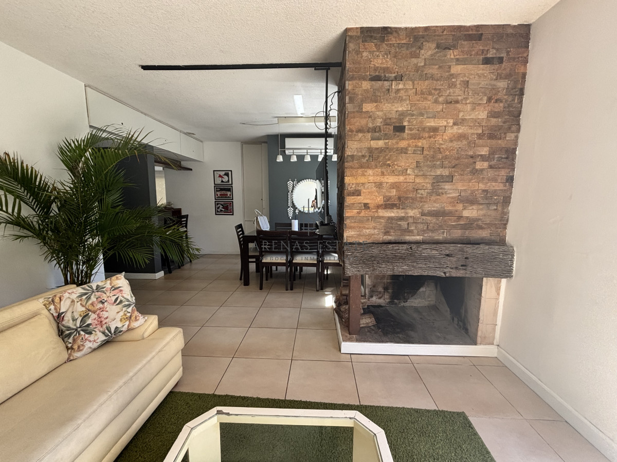 Casa ID.4083 - Casa de 3 dormitorios  - Punta del Este 