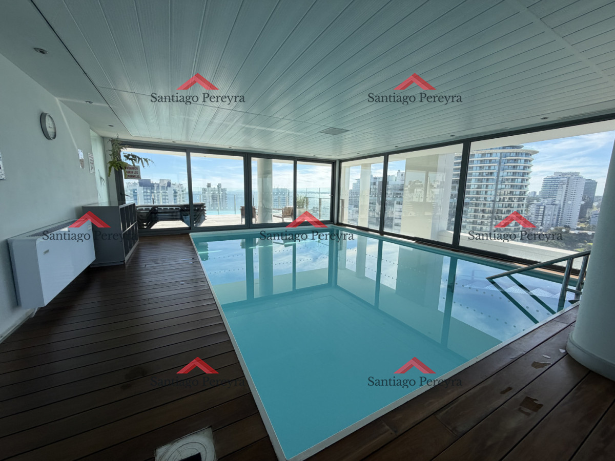 Apartamento ID.17093 - Apartamento de 3 dormitorios en venta, Punta del Este