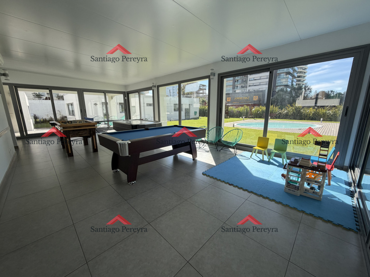 Apartamento ID.17093 - Apartamento de 3 dormitorios en venta, Punta del Este