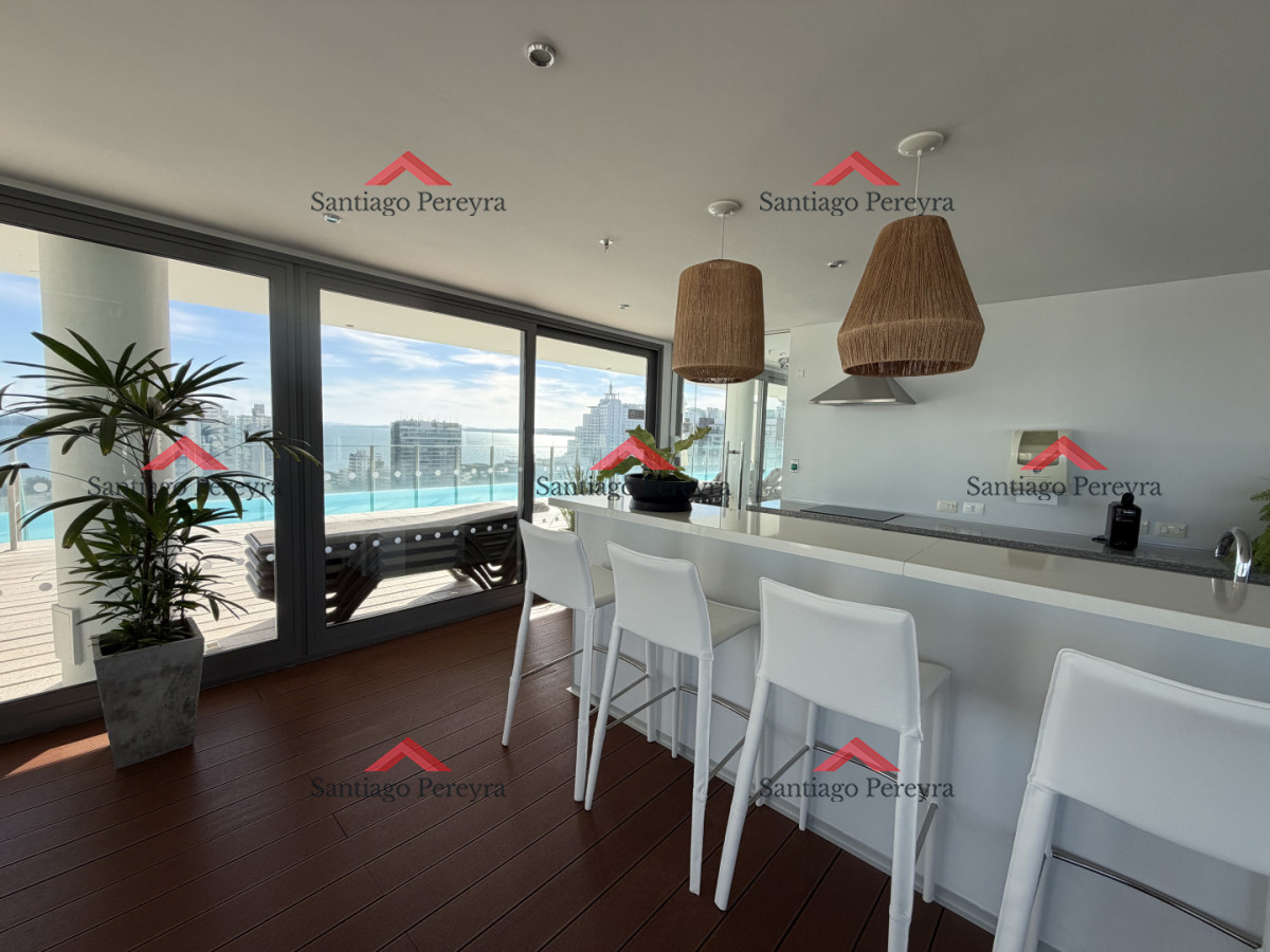 Apartamento ID.17093 - Apartamento de 3 dormitorios en venta, Punta del Este