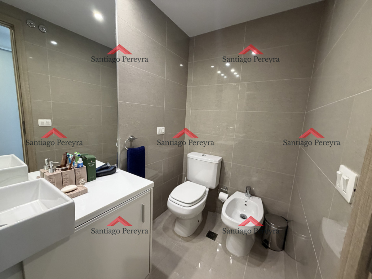 Apartamento ID.17093 - Apartamento de 3 dormitorios en venta, Punta del Este