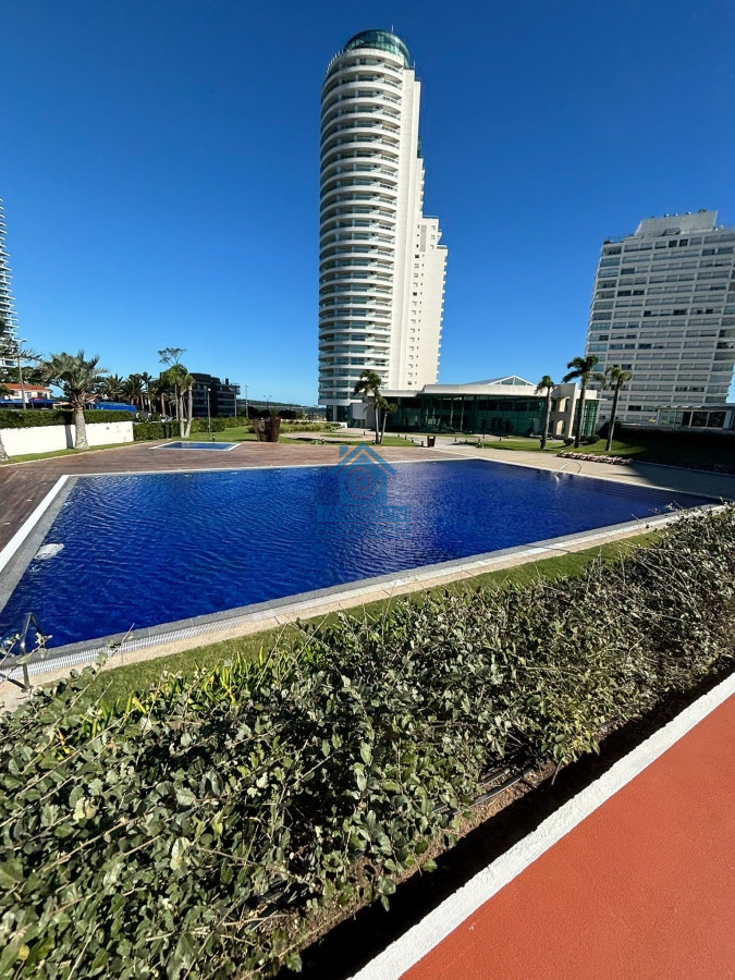 Apartamento ID.540 - APARTAMENTO DE 4 DORMITORIOS EN LA TORRE AQUARELLA