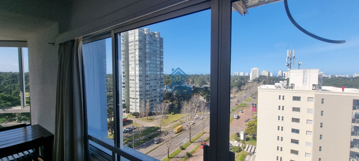 Apartamento ID.528 - Amplio apartamento hermosas vistas 