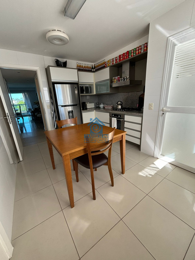 Apartamento ID.540 - APARTAMENTO DE 4 DORMITORIOS EN LA TORRE AQUARELLA