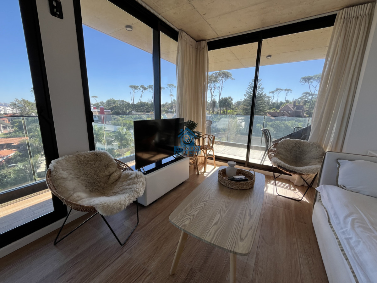 Apartamento ID.1234 - Apartamento de 2 dormitorios con vista al Mar en alquiler - Playa Mansa