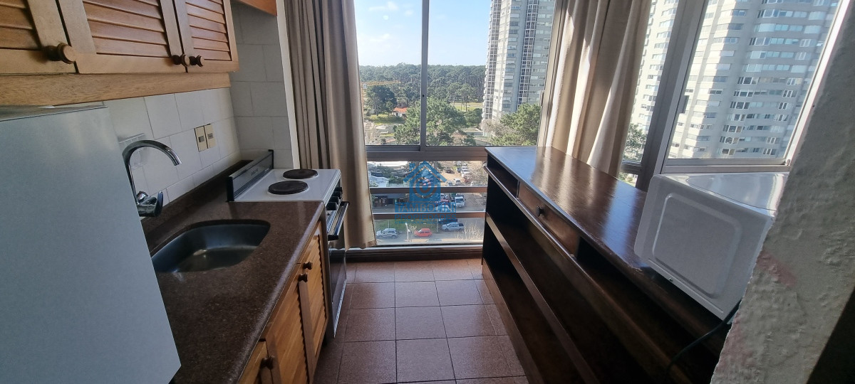 Apartamento ID.528 - Amplio apartamento hermosas vistas 