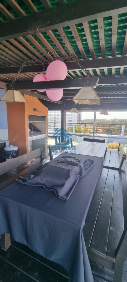 Apartamento ID.528 - Amplio apartamento hermosas vistas 