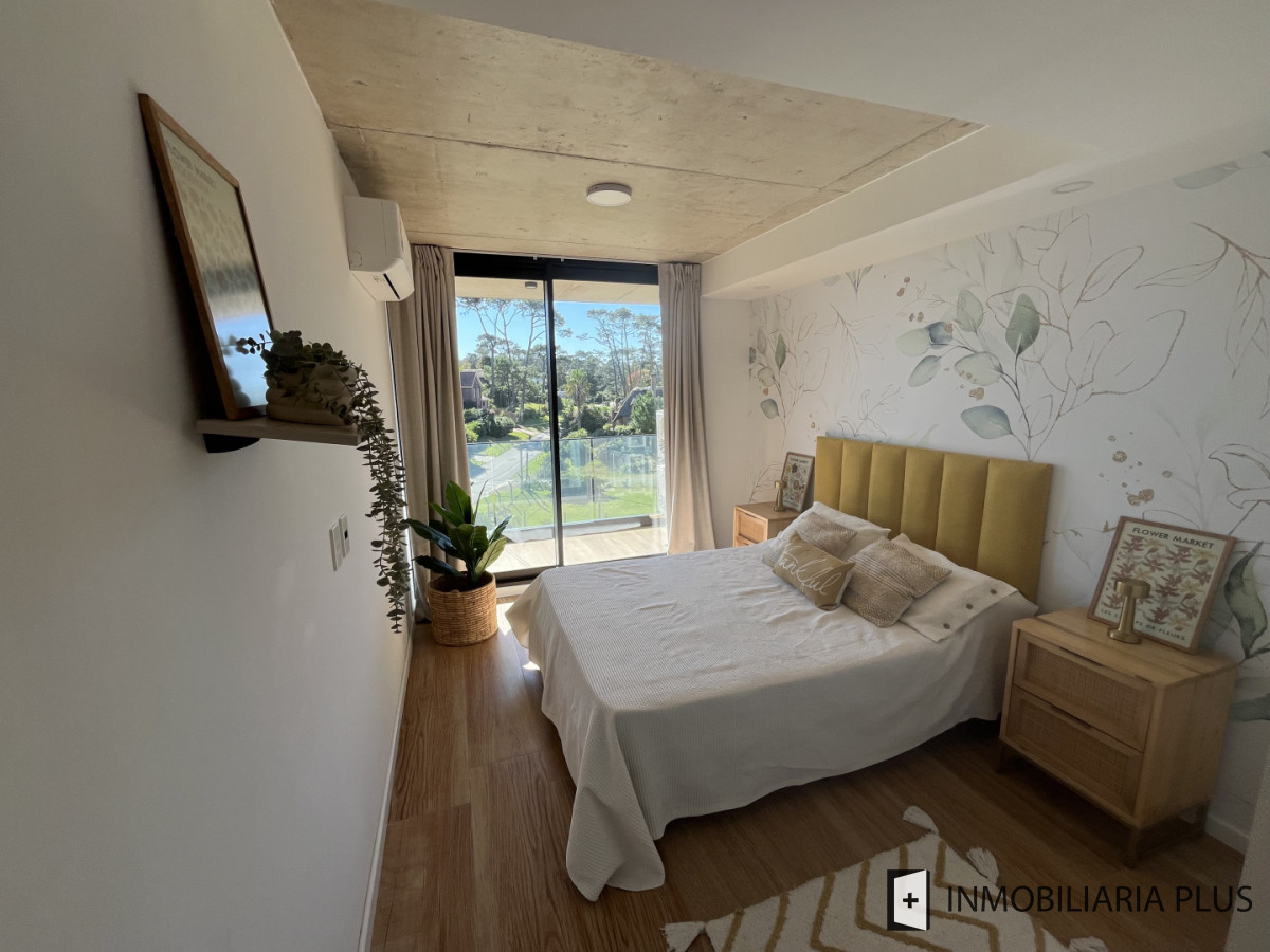 Apartamento ID.1687 - Alquiler anual de Apartamento de 2 dormitorios con vista al Mar en Playa Mansa