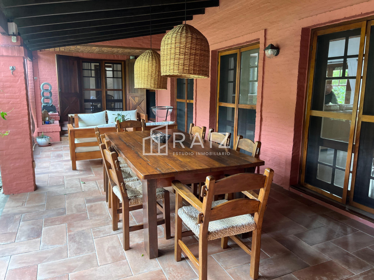 Casa ID.12167 - VENTA CASA 5 DORMITORIOS SAN RAFAEL