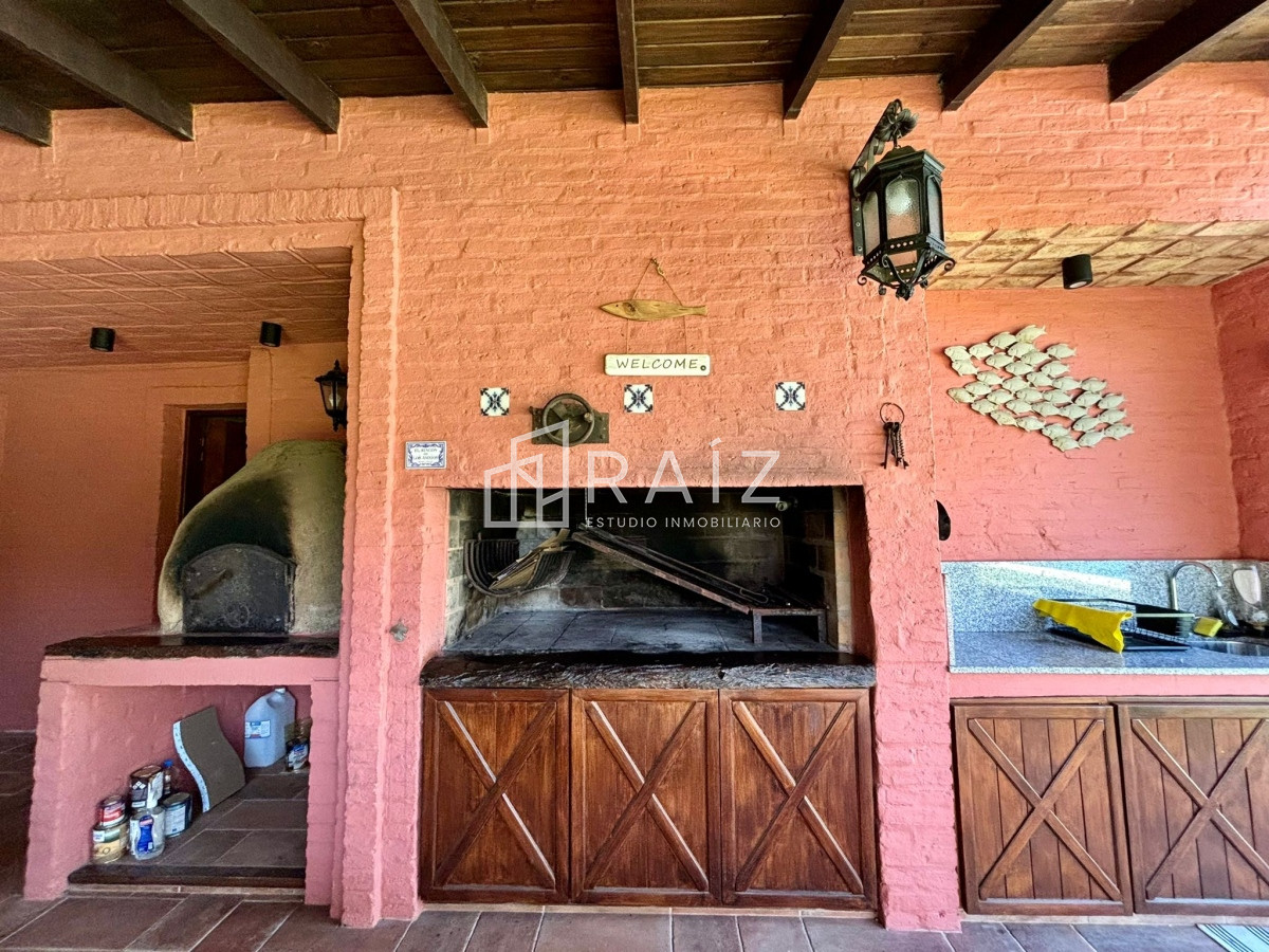 Casa ID.12167 - VENTA CASA 5 DORMITORIOS SAN RAFAEL