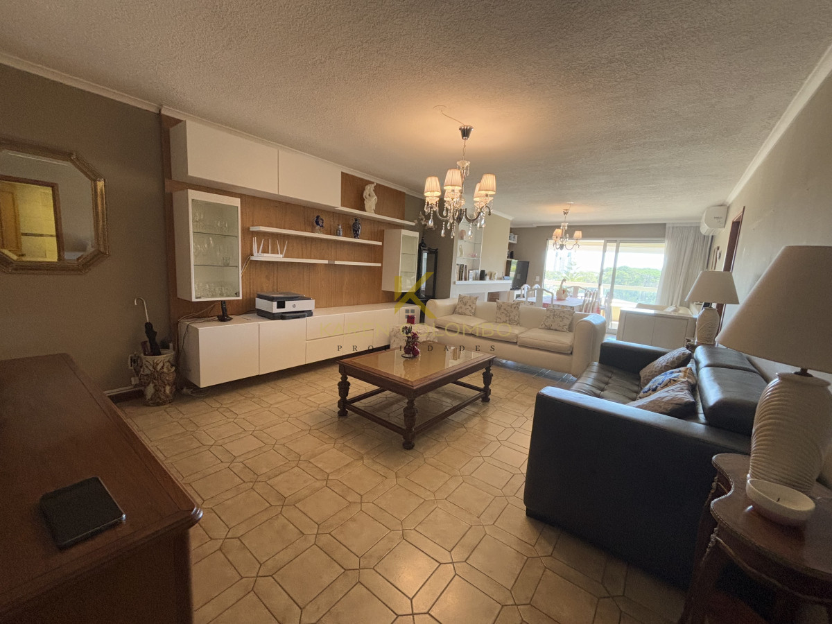 Apartamento ID.21095304 - Apartamento en Shopping - Punta del Este