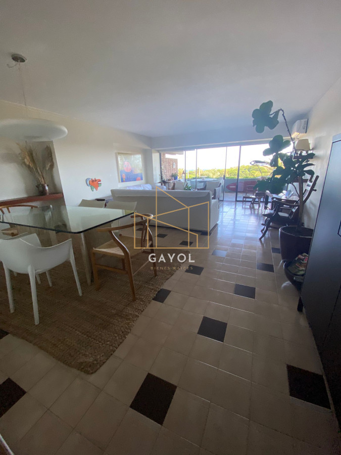 Apartamento ID.583 - Apartamento en Primera Linea en LA BRAVA