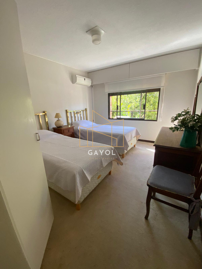 Apartamento ID.583 - Apartamento en Primera Linea en LA BRAVA