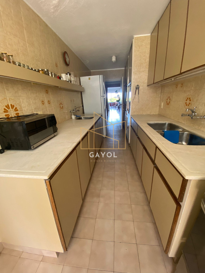 Apartamento ID.583 - Apartamento en Primera Linea en LA BRAVA