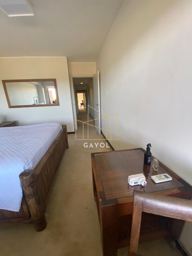 Apartamento ID.583 - Apartamento en Primera Linea en LA BRAVA