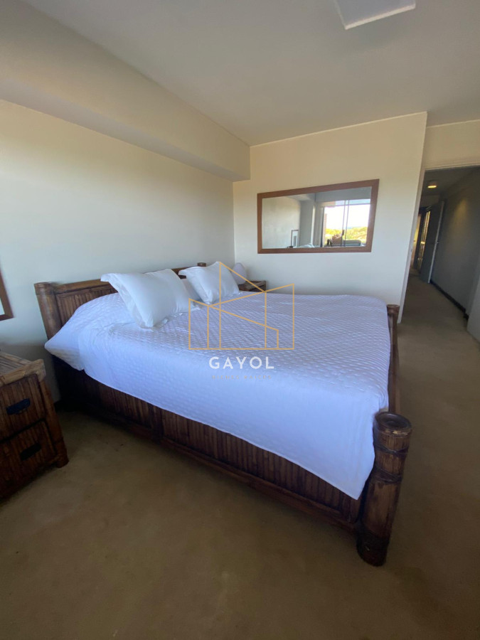Apartamento ID.583 - Apartamento en Primera Linea en LA BRAVA