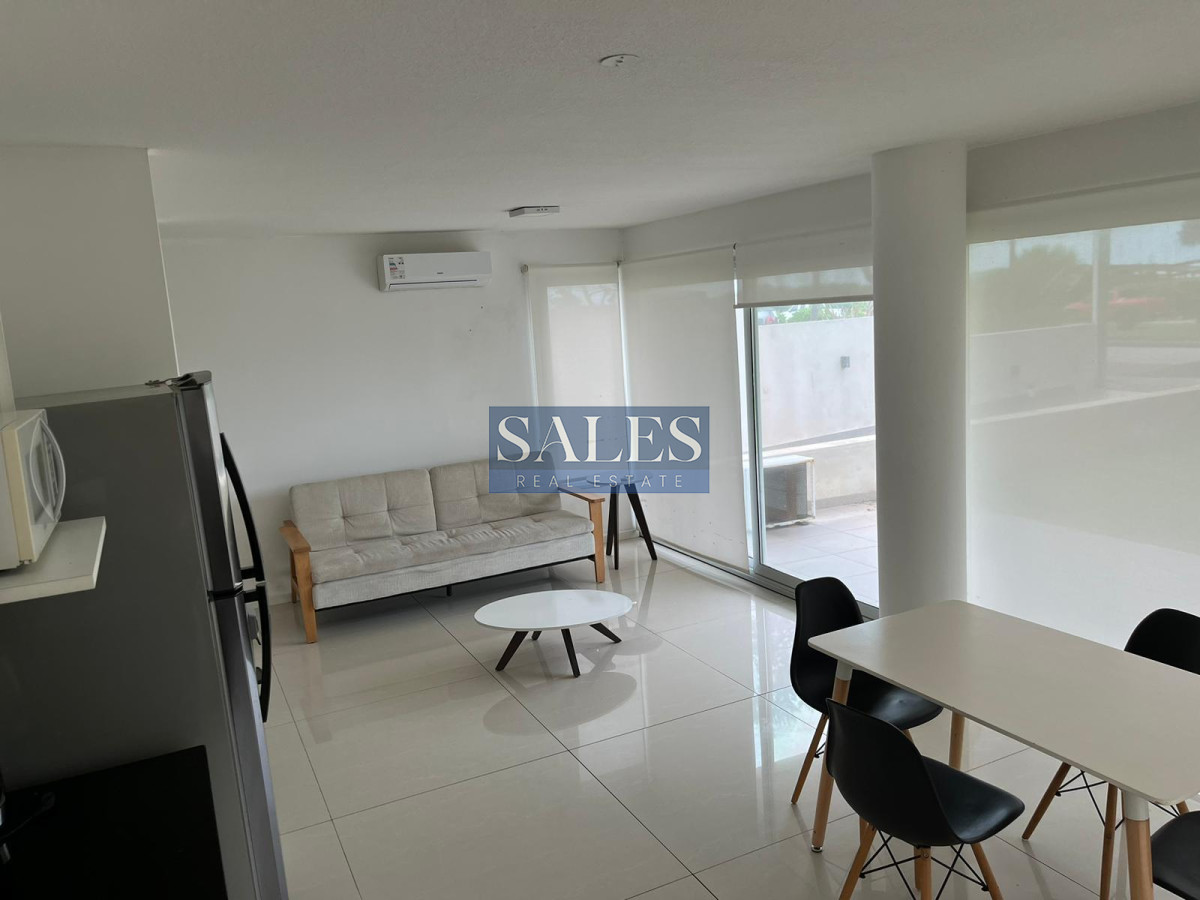 Apartamento ID.223 - Departamento en alquiler anual Punta del Este