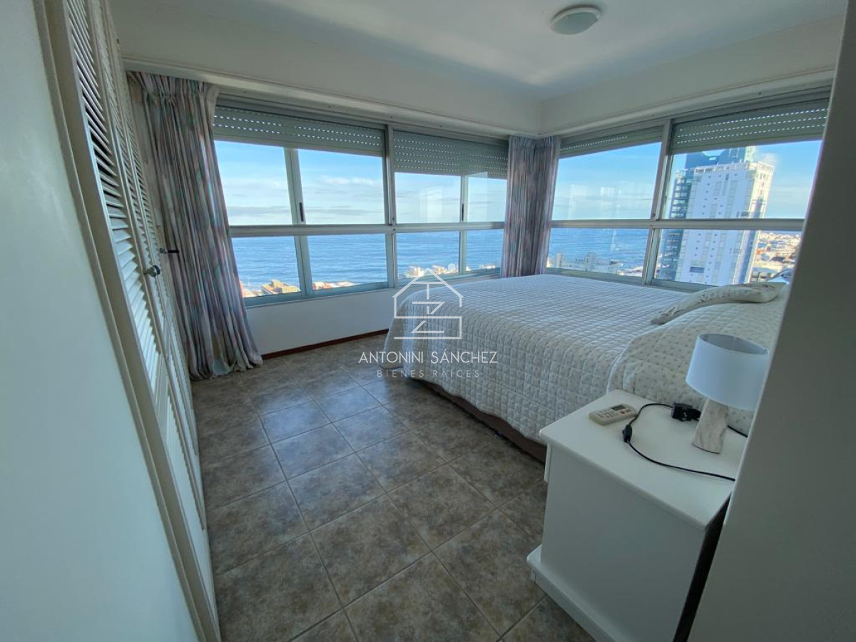 Apartamento ID.405 - IMPRESIONANTE VISTA . PENINSULA.  3 DORMITORIOS 