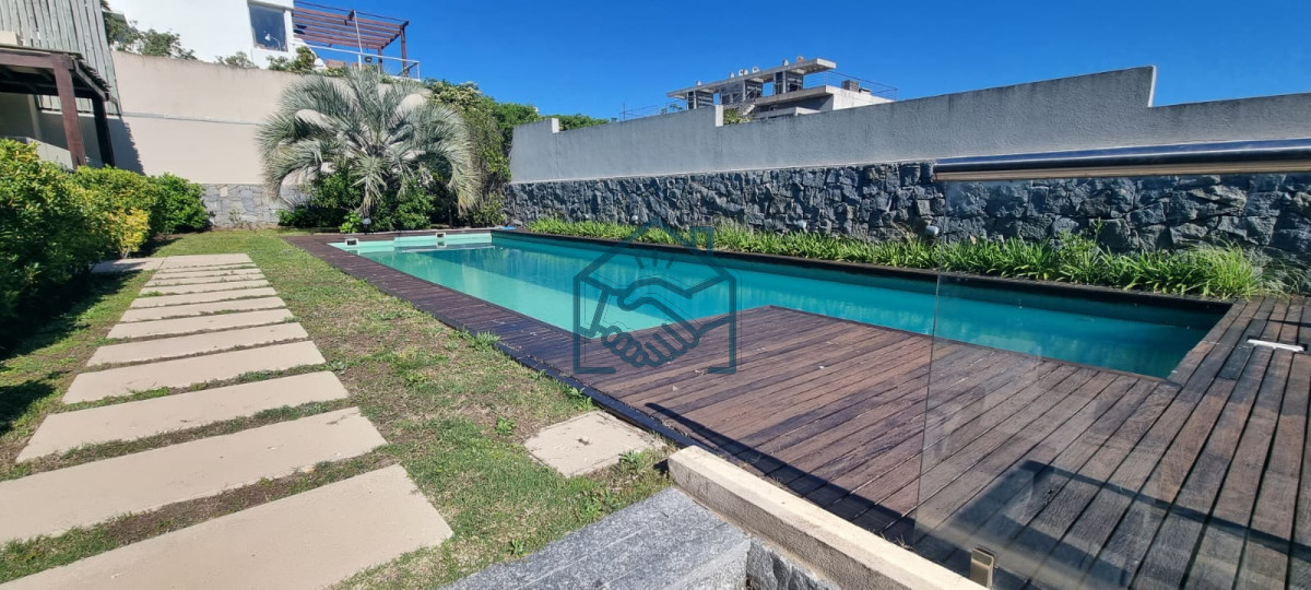 Apartamento ID.704/Apartamento-dos-dormitorios-a-metros-de-la-playa- - Apartamento dos dormitorios a metros de la playa 