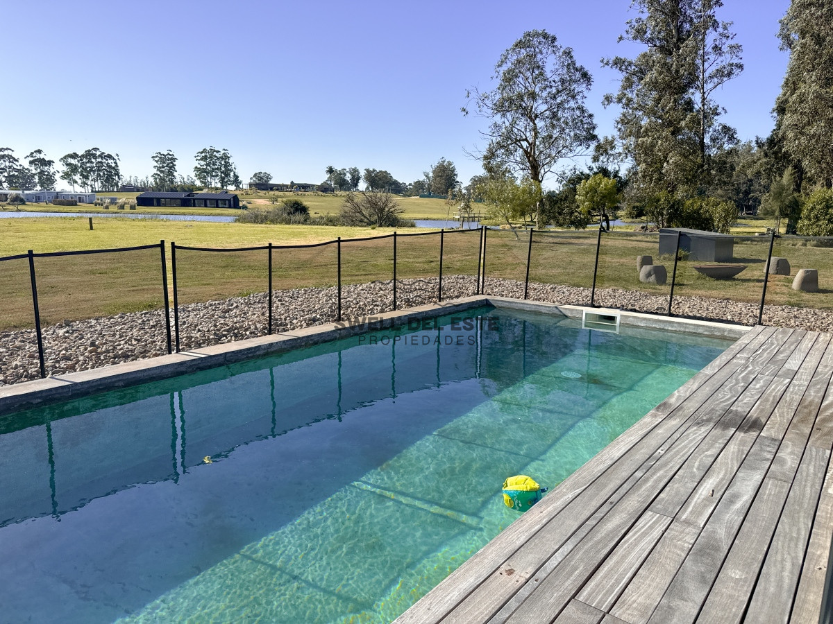 Casa ID.157 - Hermosa casa en el Quijote- 3 dormitorios + servicio