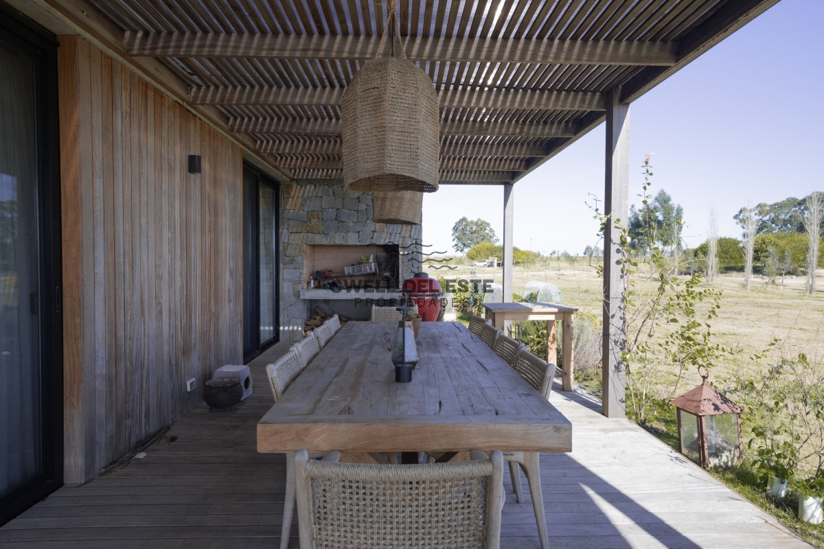 Casa ID.157 - Hermosa casa en el Quijote- 3 dormitorios + servicio