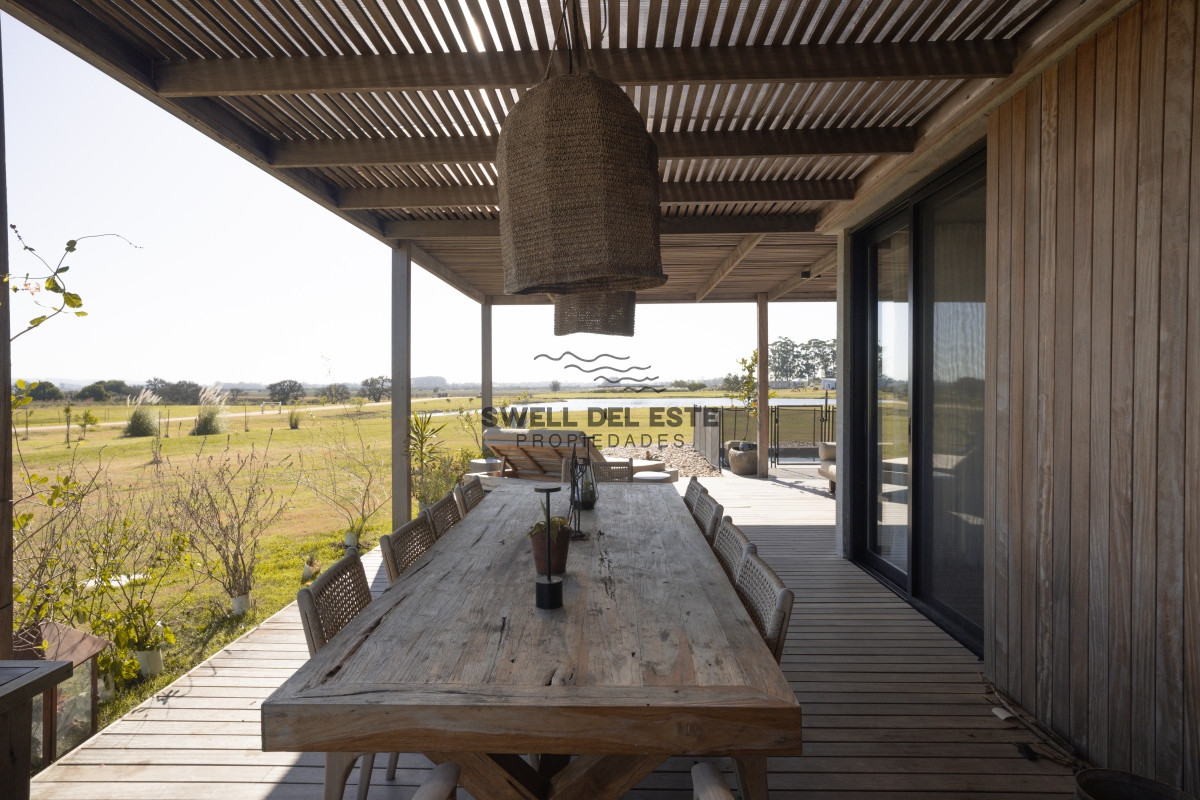 Casa ID.157 - Hermosa casa en el Quijote- 3 dormitorios + servicio