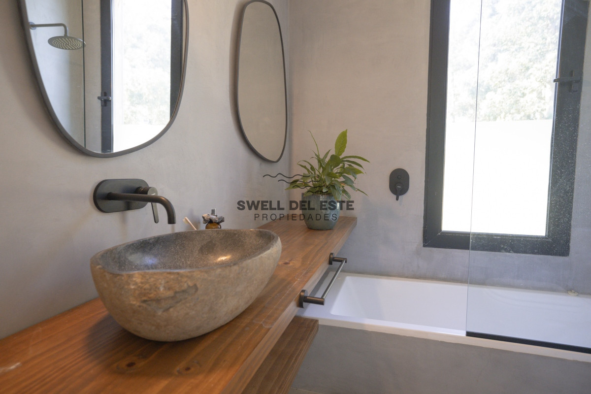 Casa ID.157 - Hermosa casa en el Quijote- 3 dormitorios + servicio