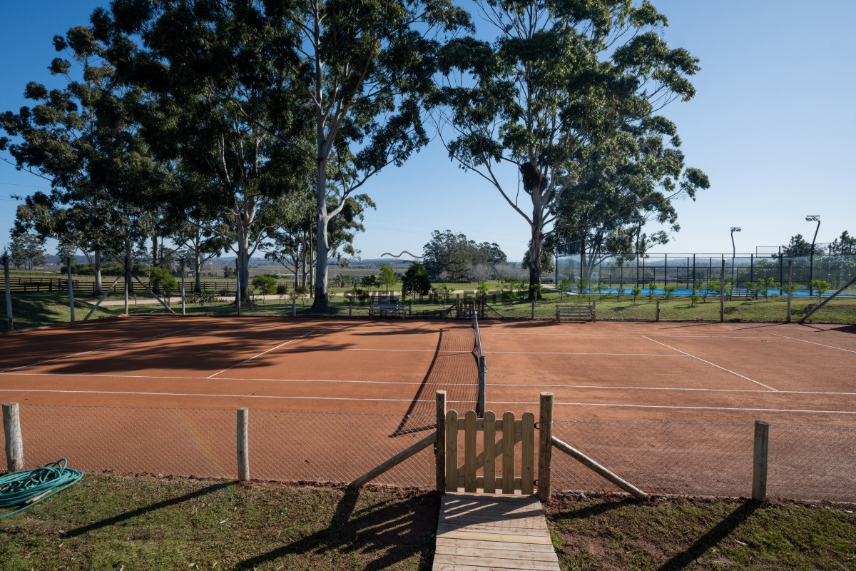 Casa ID.157 - Hermosa casa en el Quijote- 3 dormitorios + servicio