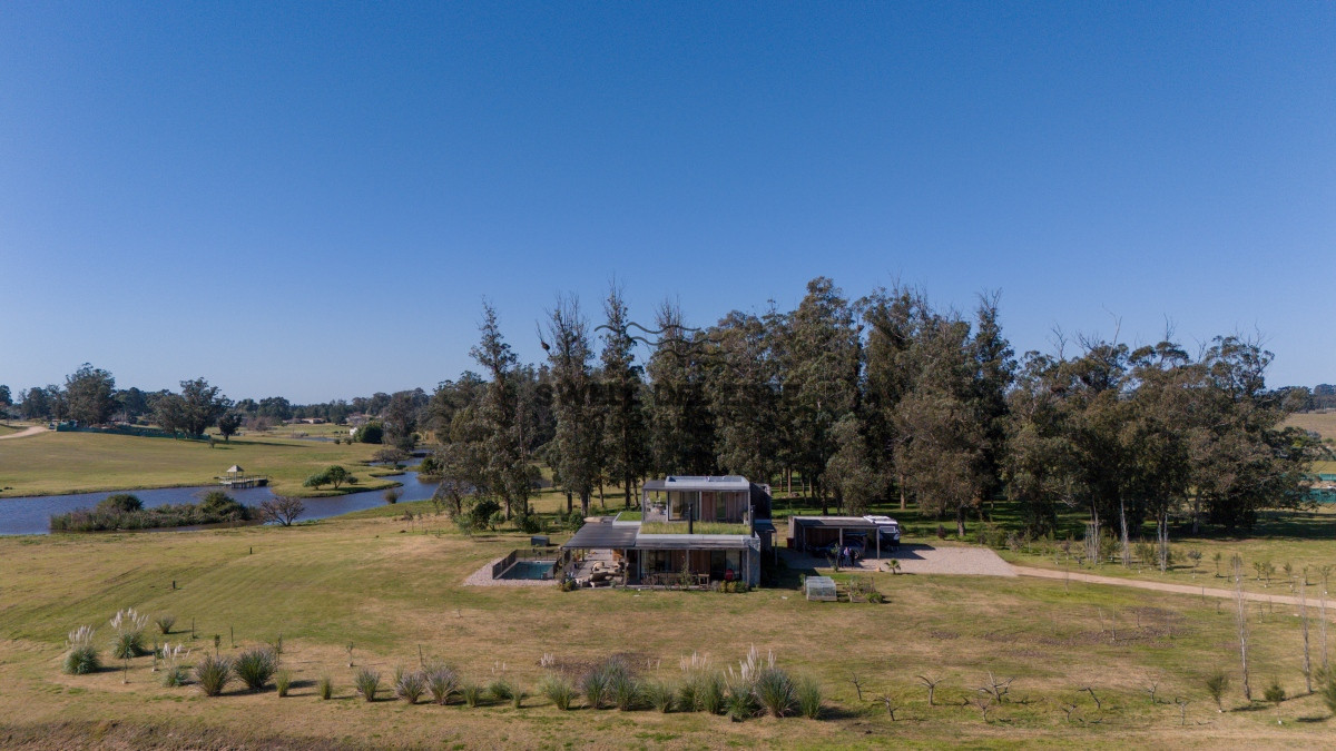 Casa ID.157 - Hermosa casa en el Quijote- 3 dormitorios + servicio