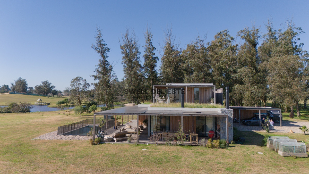 Casa ID.157 - Hermosa casa en el Quijote- 3 dormitorios + servicio