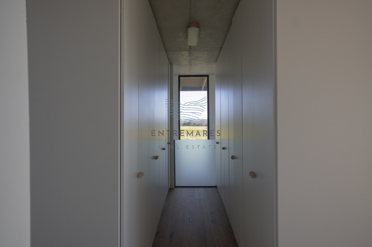 Casa ID.92 - Hermosa casa en el Quijote- 3 dormitorios + dependencia de servicio con baño. DISPONIBLE EN ALQUILER ANUAL A PARTIR DE MARZO 2025