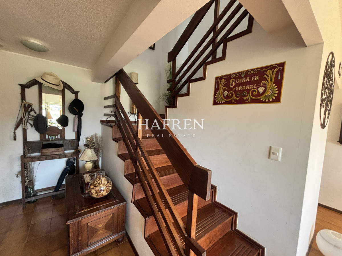 Apartamento ID.374 - Apartamento de 3 dormitorios en venta, Punta del Este