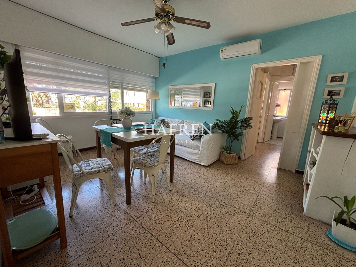 Apartamento ID.310 - Apartamento de 2 dormitorios en venta, Península - Punta del Este