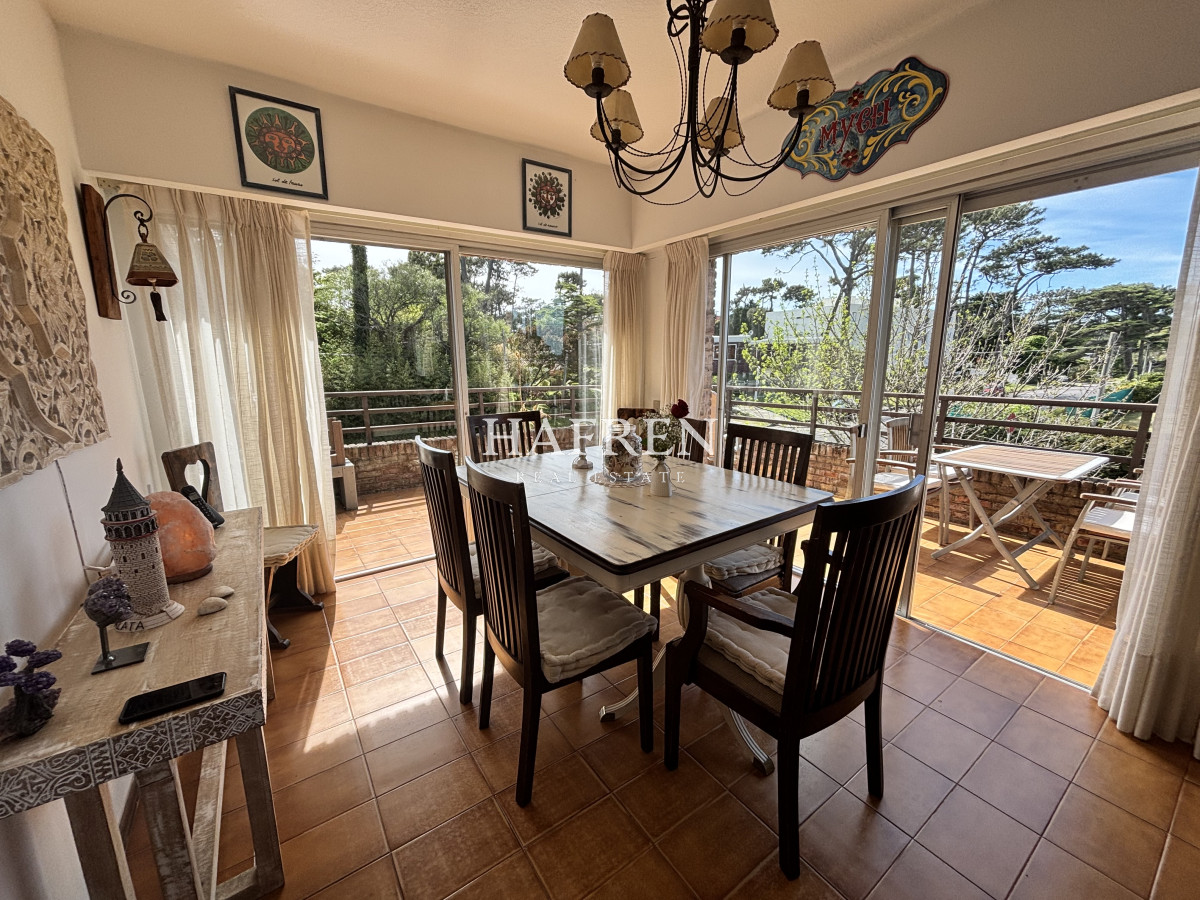 Apartamento ID.374 - Apartamento de 3 dormitorios en venta, Punta del Este