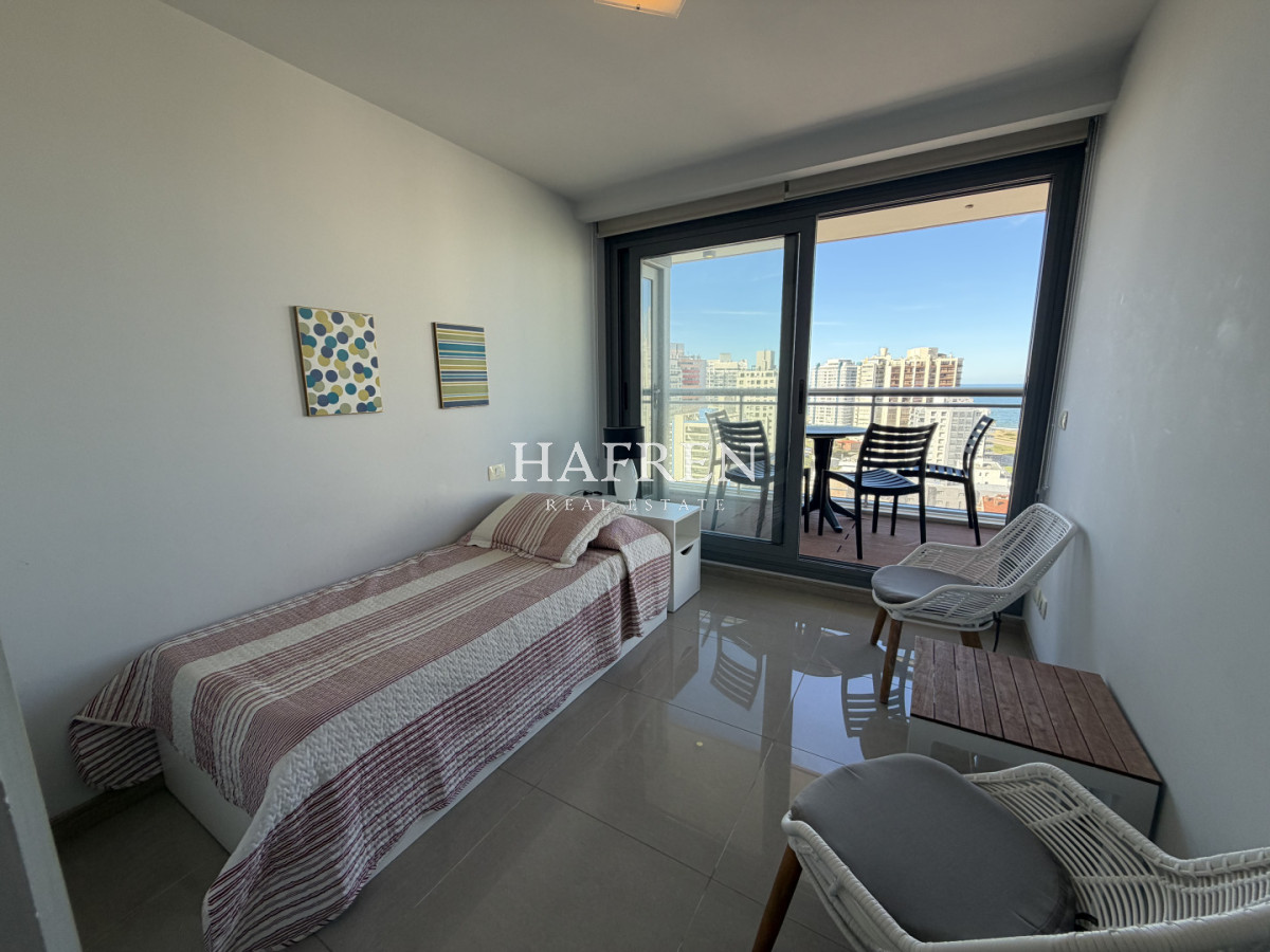 Apartamento ID.312 - Apartamento de 3 dormitorios en venta, Punta del Este