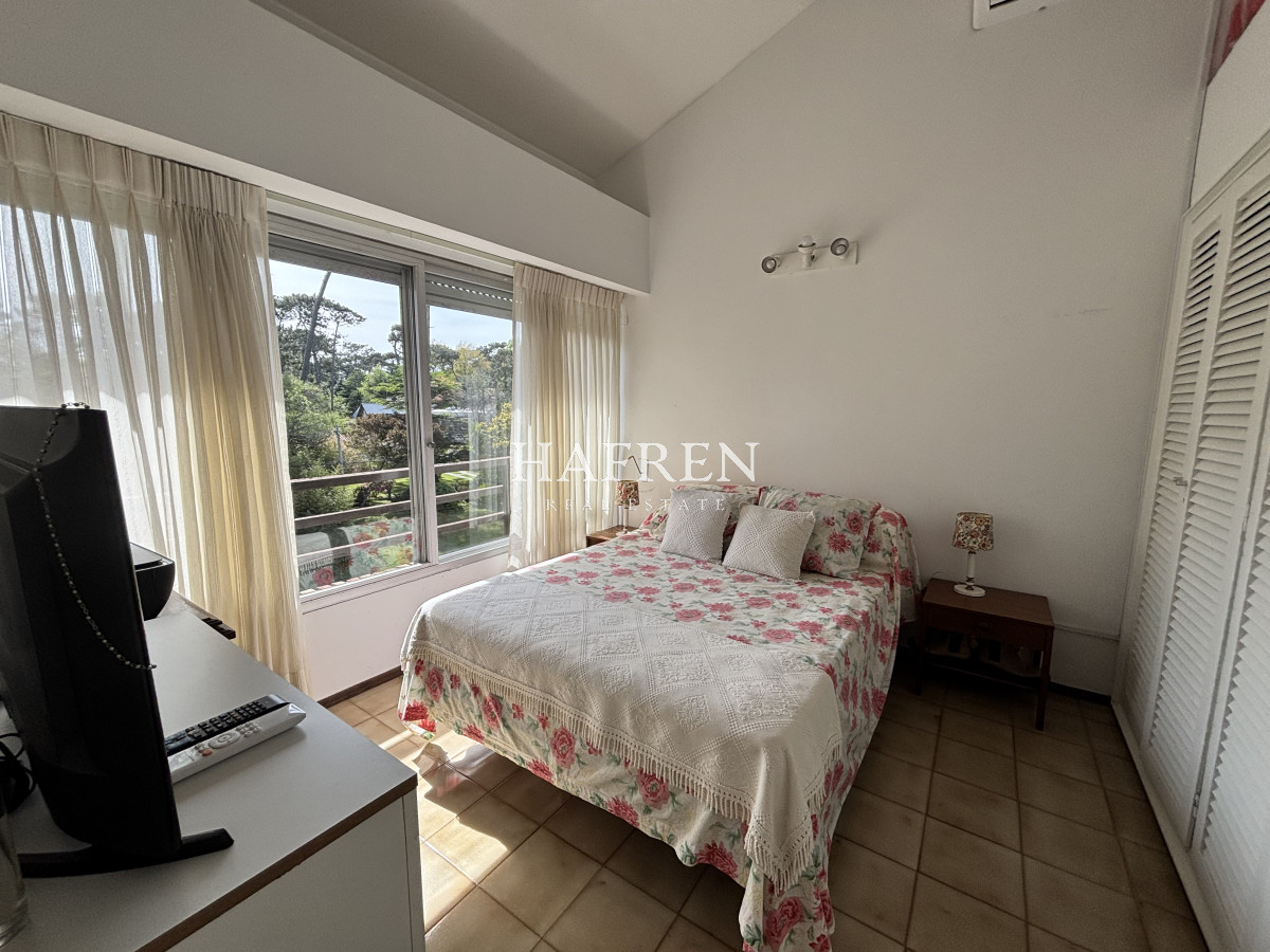 Apartamento ID.374 - Apartamento de 3 dormitorios en venta, Punta del Este