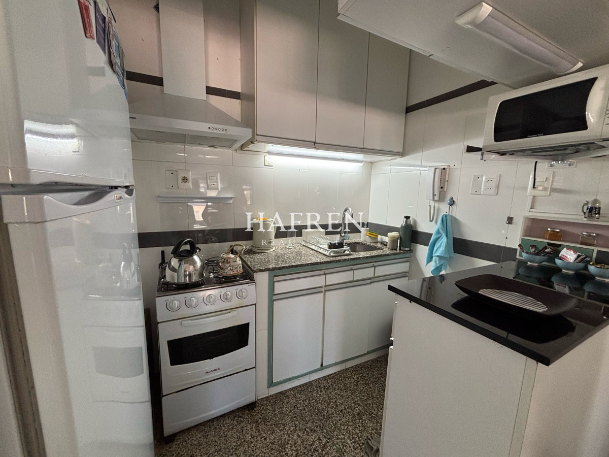 Apartamento ID.310 - Apartamento de 2 dormitorios en venta, Península - Punta del Este