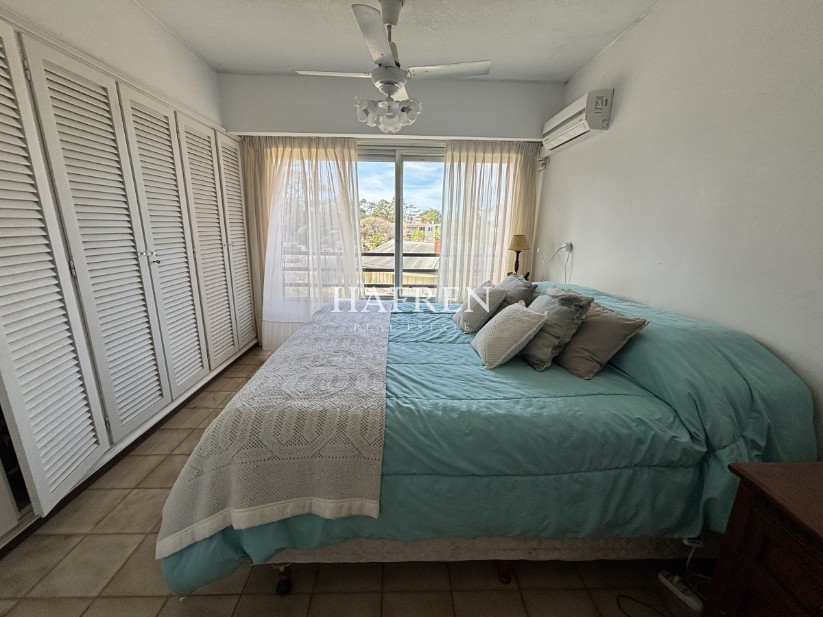 Apartamento ID.374 - Apartamento de 3 dormitorios en venta, Punta del Este
