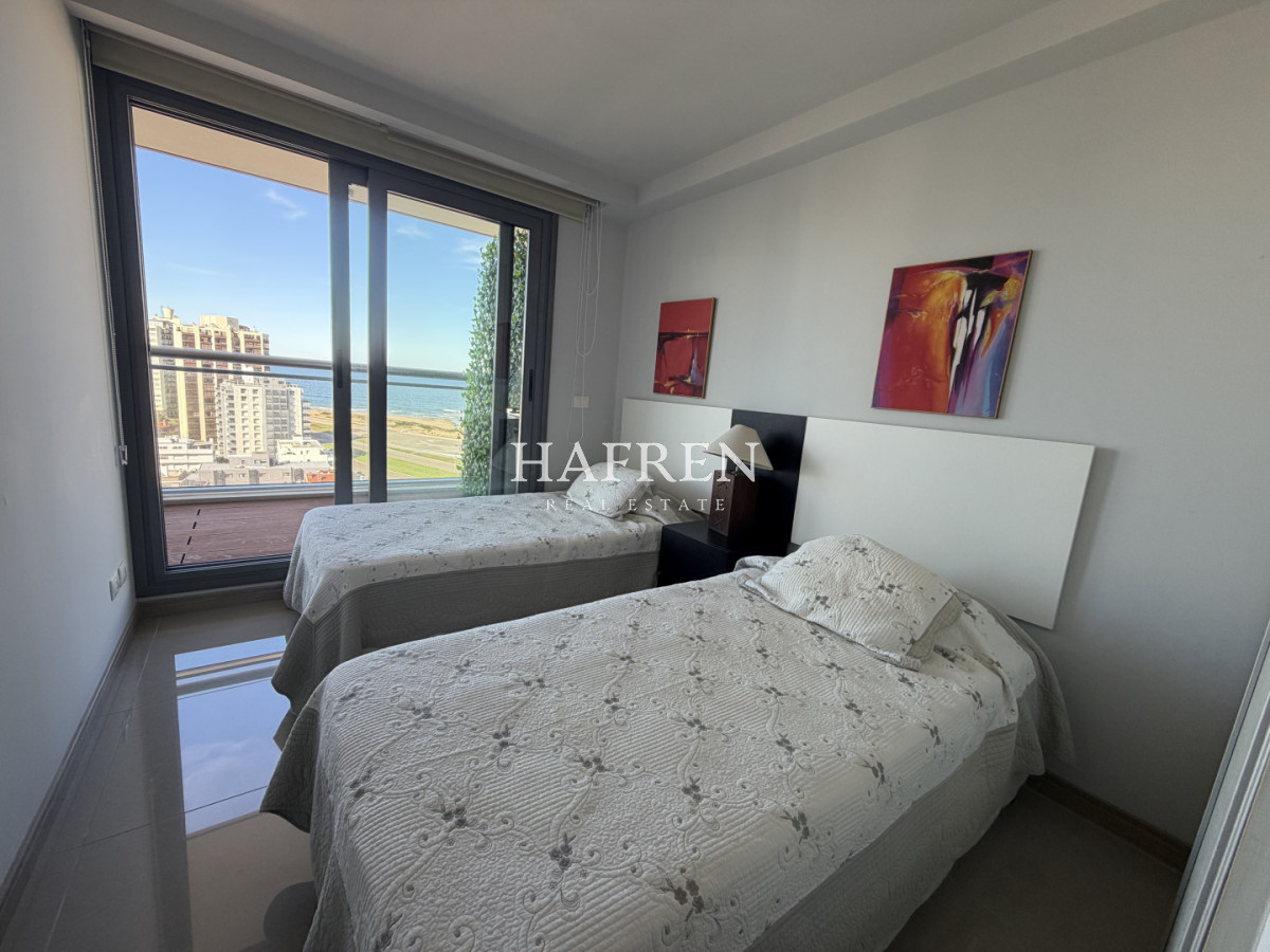 Apartamento ID.312 - Apartamento de 3 dormitorios en venta, Punta del Este